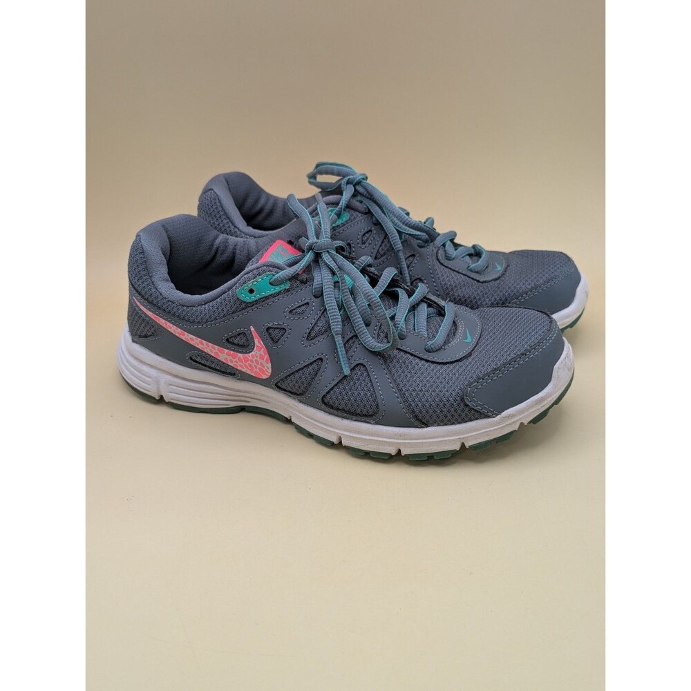 Nike Shoe Sneaker Womens Size 6.5 Gray Pink Turquoise Revolution 2